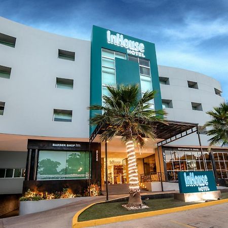 Inhouse Culiacan Exterior photo