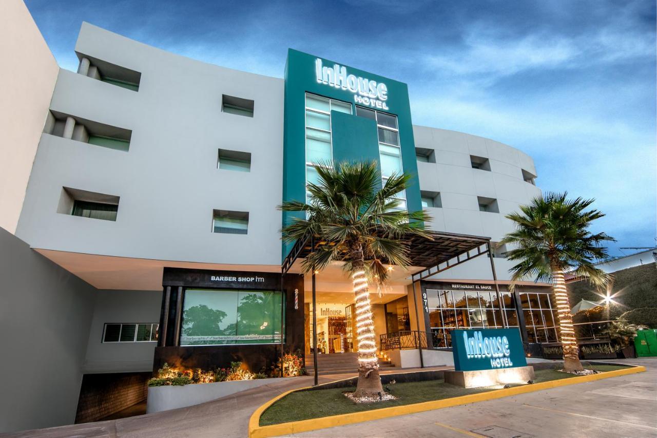 Inhouse Culiacan Exterior photo