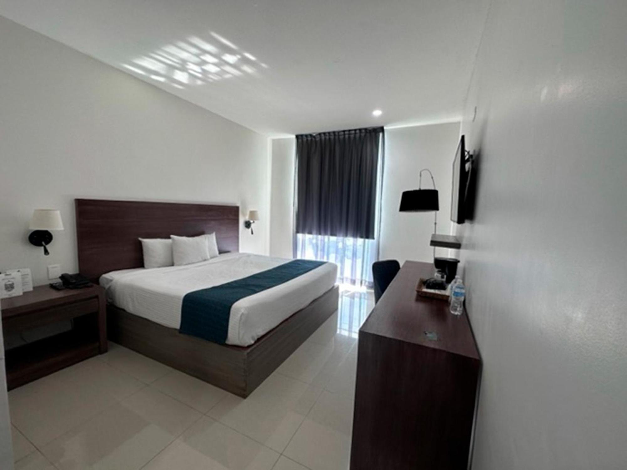 Inhouse Culiacan Exterior photo