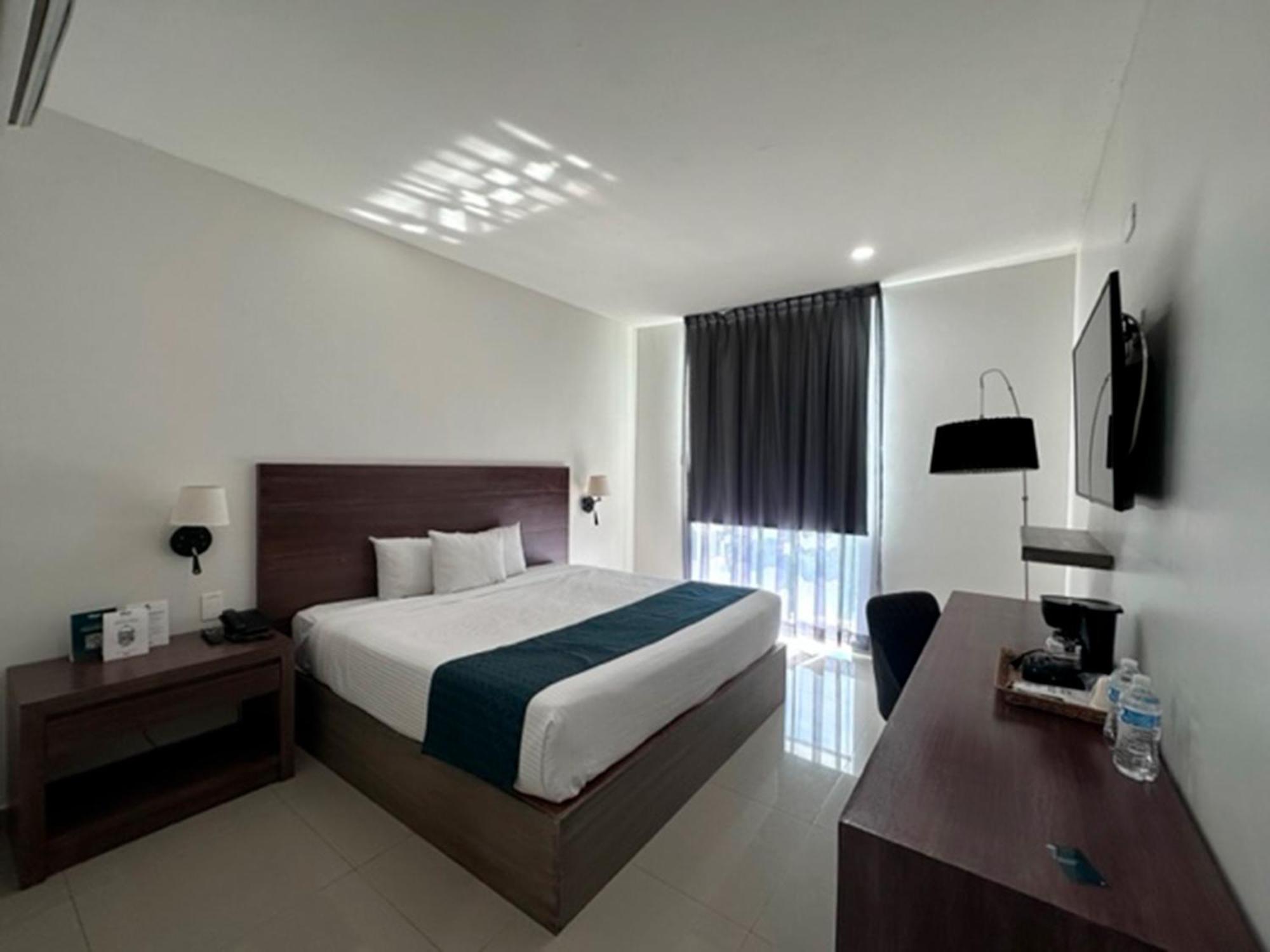 Inhouse Culiacan Exterior photo